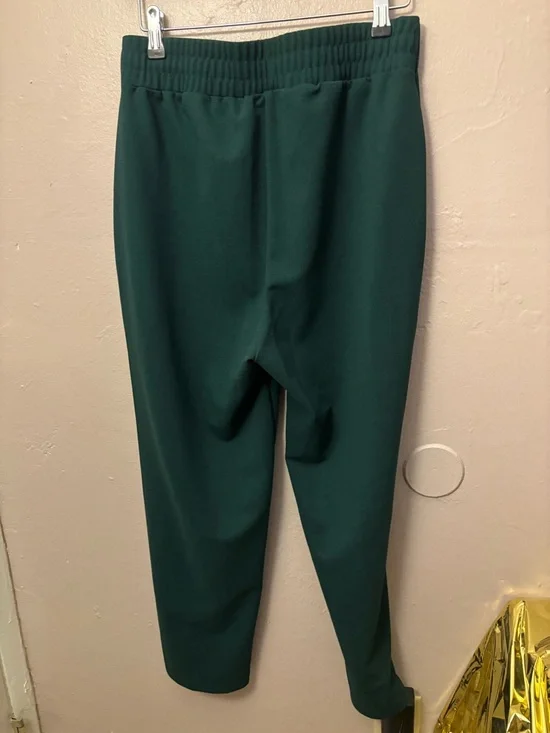 High-Waist NWOT Dark Green Button-Accent Pants 🆕 - Picture 3 of 4